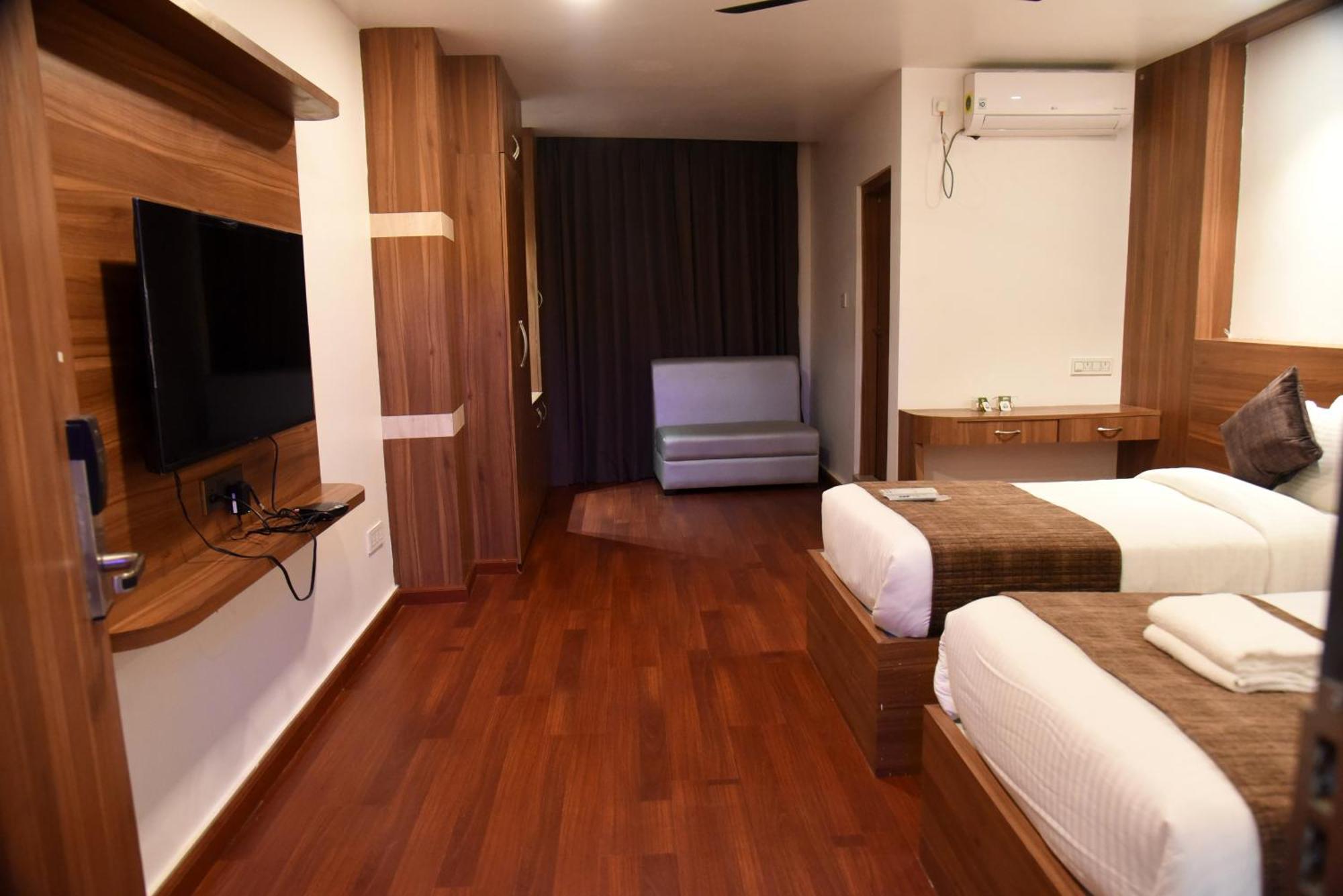 Hotel Obsidian Blue Itānagar Exterior foto